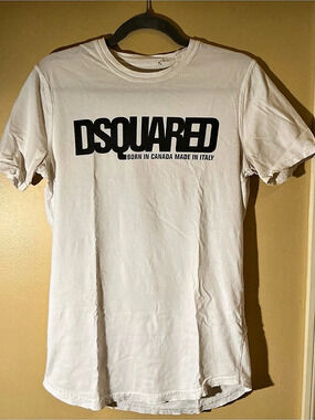 Dsquared2 Born in Canada Made in Italy Logo T-Shirt in white with a black chest